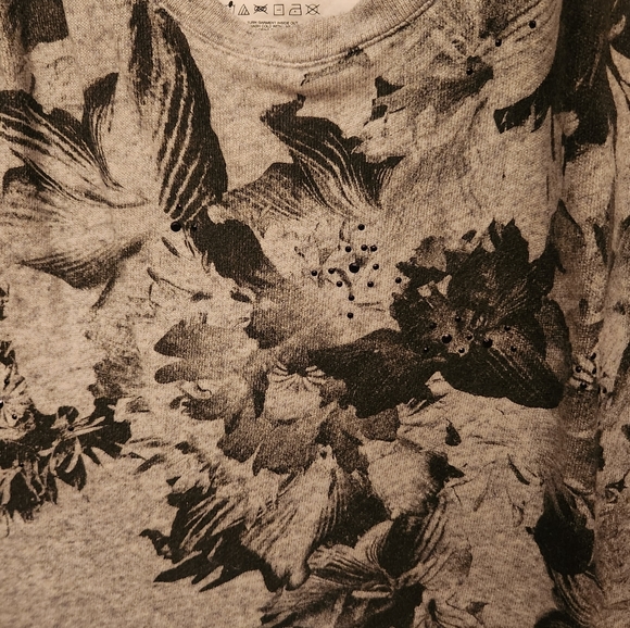 Express Floral Sweater - Picture 3 of 3